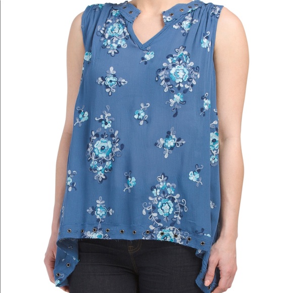 🔥 Nanette Lepore Embroidered stylish tank top🔥 - Picture 2 of 5